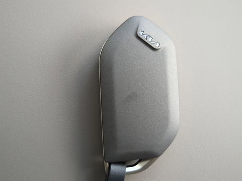 New 2026 Kia Carnival EX image 26