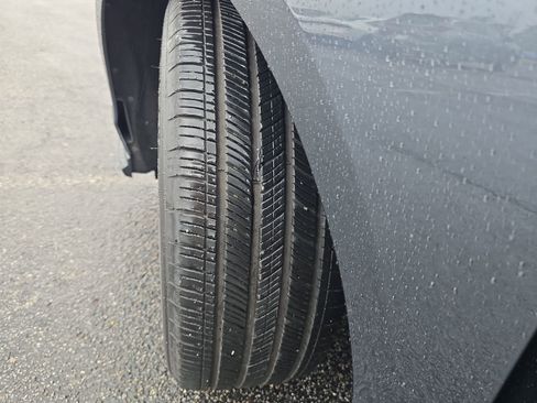 Certified 2025 Honda Accord LX image 27