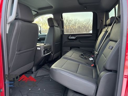 New 2026 GMC Sierra 2500 SLT w/ SLT Premium Package image 12