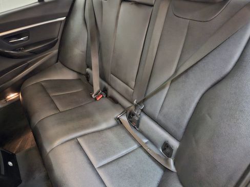 Used 2018 BMW 330i Sedan image 17