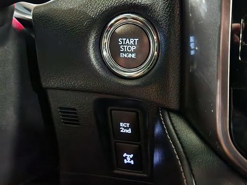 Used 2023 Lexus GX 460 w/ Black Line Special Edition AWD/4WD image 40