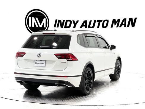 Used 2021 Volkswagen Tiguan SE R-Line image 4