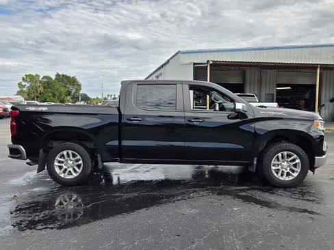 Certified 2024 Chevrolet Silverado 1500 LT AWD/4WD image 6