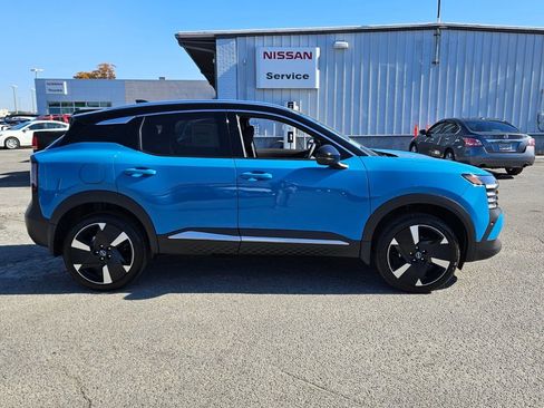 New 2026 Nissan Kicks SR image 13