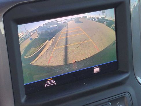 Used 2020 Chevrolet Silverado 1500 Custom w/ Custom Value Package image 15