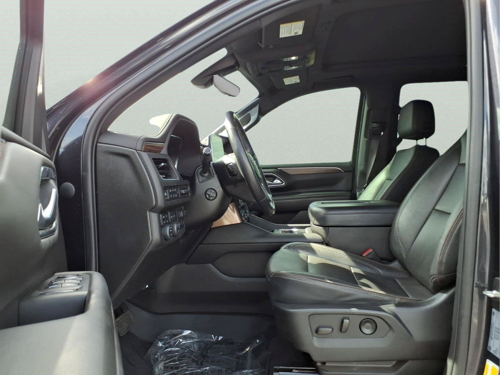 Used 2022 Chevrolet Tahoe High Country AWD/4WD image 17