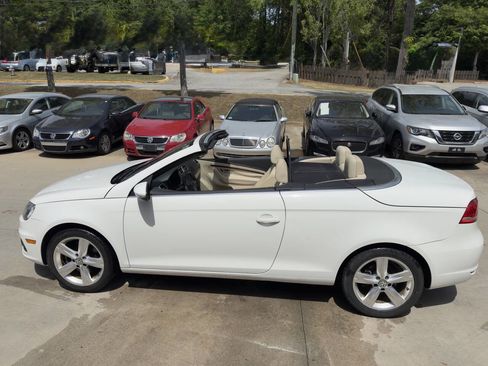 Used 2012 Volkswagen Eos Lux image 44