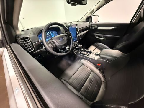 Used 2025 Ford Ranger Lariat w/ Advanced Towing Package image 61