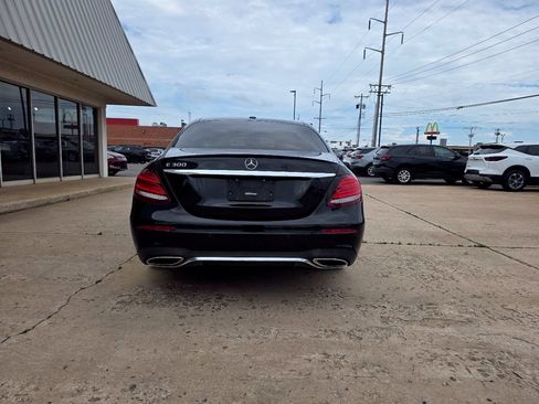 Used 2019 Mercedes-Benz E 300 image 7