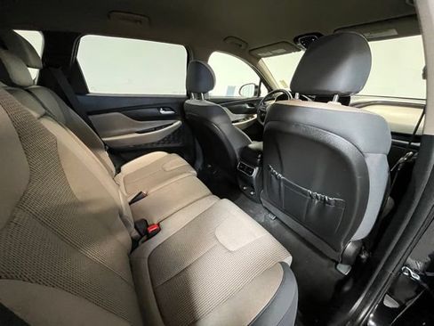 Used 2023 Hyundai Santa Fe SEL FWD image 12