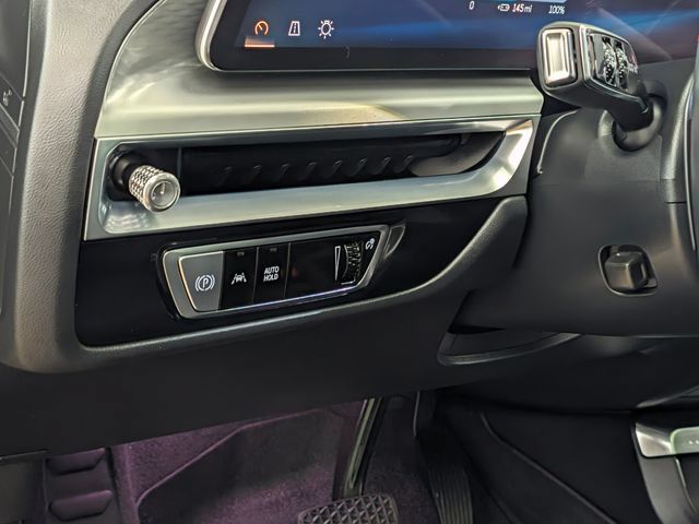 Used 2023 Cadillac Lyriq 2WD image 10