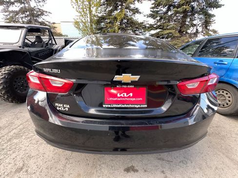 Used 2017 Chevrolet Malibu LS FWD image 27