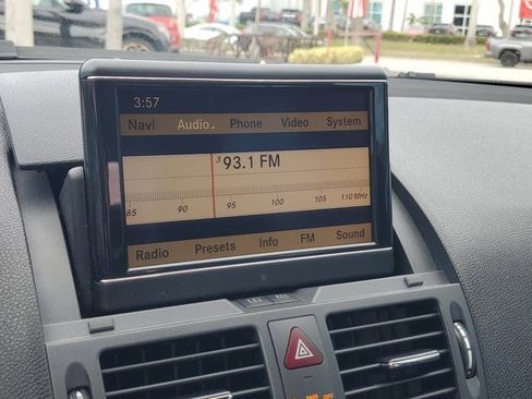 Used 2011 Mercedes-Benz C 300 4MATIC Sedan image 25