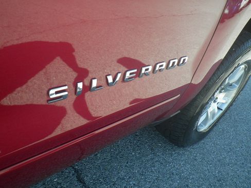 Used 2018 Chevrolet Silverado 1500 LT w/ All Star Edition image 10