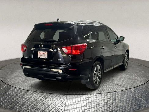 Used 2020 Nissan Pathfinder S image 8