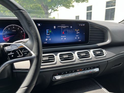 Certified 2025 Mercedes-Benz GLE 350 4MATIC image 31