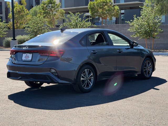 Used 2024 Kia Forte LXS FWD image 7