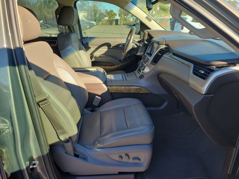 Used 2017 GMC Yukon Denali w/ Open Road Package image 7