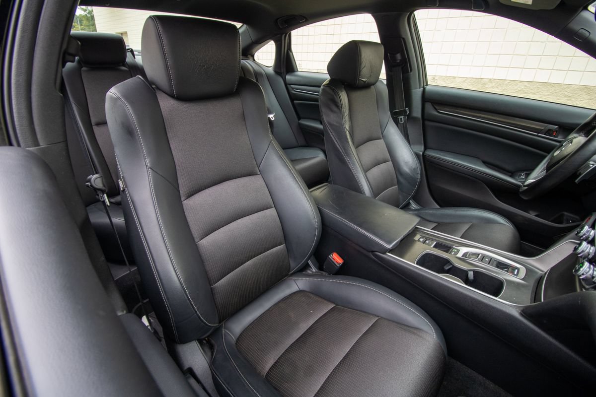 Used 2018 Honda Accord Sport image 20