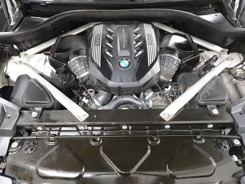 Used 2020 BMW X5 M50i AWD/4WD image 35