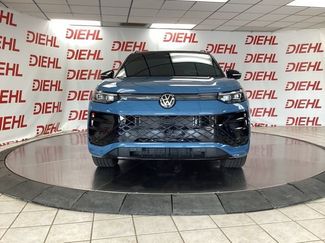 Used 2025 Volkswagen Tiguan SE R-Line AWD/4WD video 2