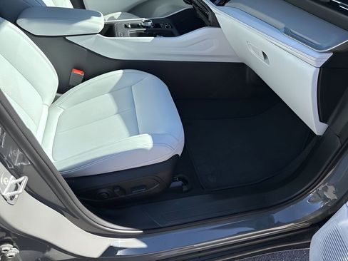 New 2026 Jeep Cherokee Limited image 16