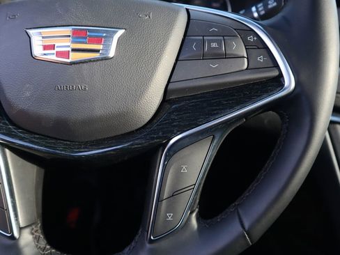 Used 2025 Cadillac XT5 Premium Luxury image 21