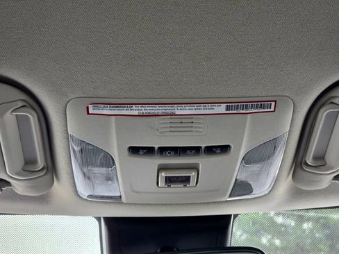 Used 2020 Toyota Corolla LE image 22