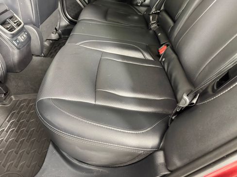 Used 2022 Subaru Outback Limited image 27