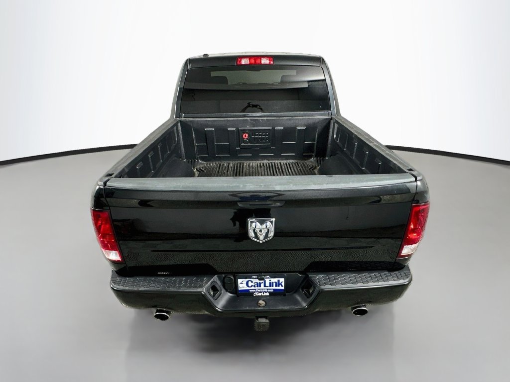 Used 2016 RAM 1500 Express RWD image 24