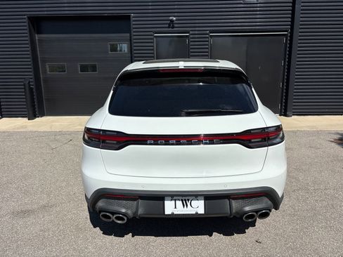 Used 2026 Porsche Macan AWD/4WD image 7