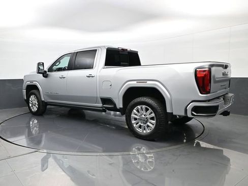 Used 2021 GMC Sierra 2500 Denali w/ Denali Ultimate Package AWD/4WD image 7