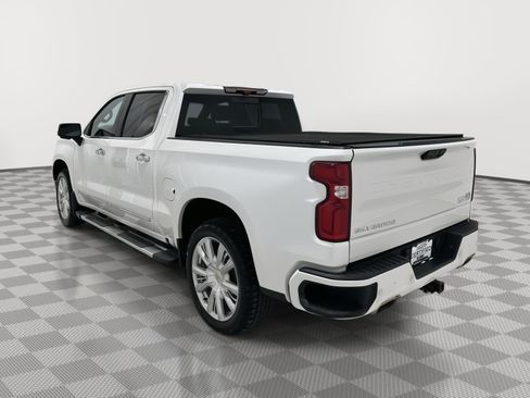 Used 2024 Chevrolet Silverado 1500 High Country w/ High Country Premium Package AWD/4WD image 2