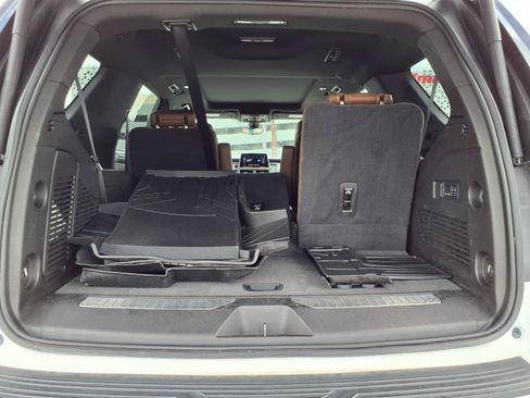 Used 2021 Chevrolet Tahoe High Country w/ Premium Package RWD image 20