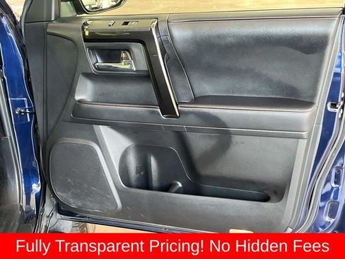 Used 2021 Toyota 4Runner Venture w/ Moonroof Package AWD/4WD image 22