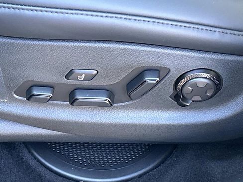 New 2026 Genesis GV80 3.5T Prestige AWD/4WD image 15
