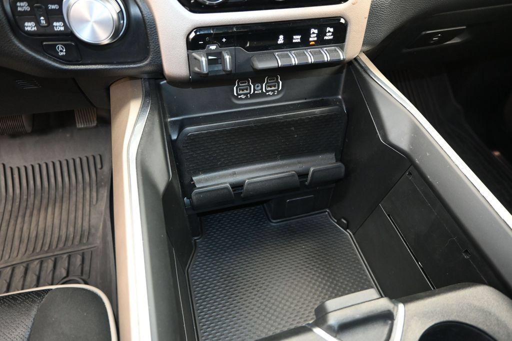 Used 2022 RAM 1500 Laramie AWD/4WD image 27