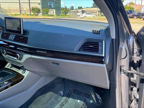 Used 2019 Audi Q5 3.0T Premium Plus w/ Premium Plus Package AWD/4WD image 19