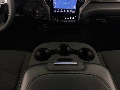 Certified 2025 RAM 2500 Big Horn AWD/4WD image 18