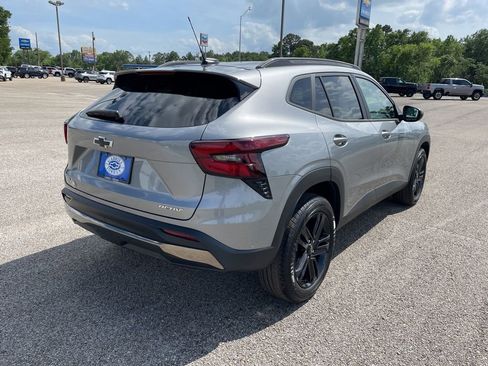 New 2026 Chevrolet Trax ACTIV FWD image 5
