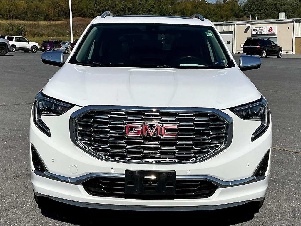 Used 2018 GMC Terrain Denali w/ Advanced Safety Package AWD/4WD image 11