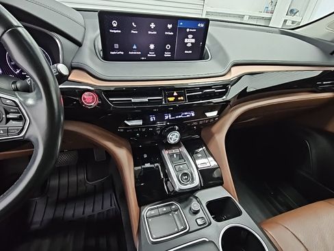 Used 2023 Acura MDX FWD w/ Technology Package image 12