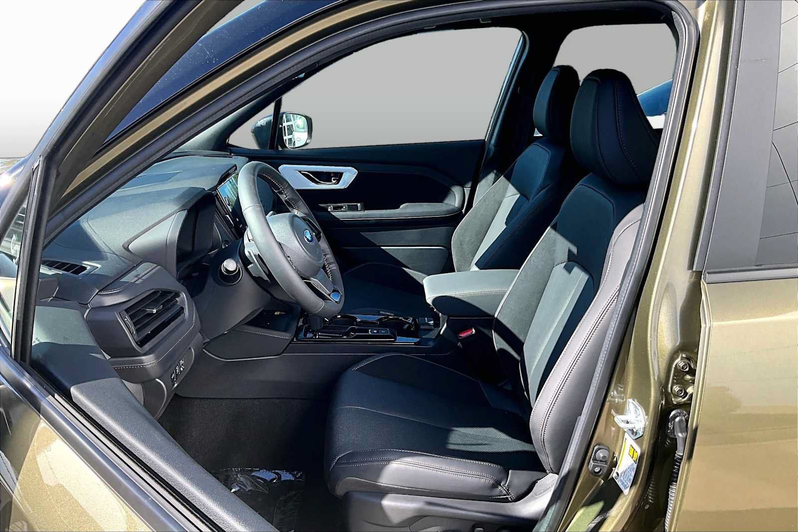 New 2026 Subaru Forester Touring AWD/4WD image 9