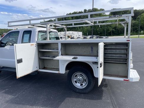Used 2016 Ford F350 XL w/ Power Equipment Group AWD/4WD image 11
