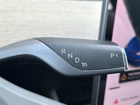 Used 2018 Tesla Model 3 Mid Range image 21