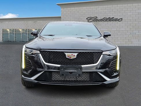 Used 2020 Cadillac CT4 Sport image 2