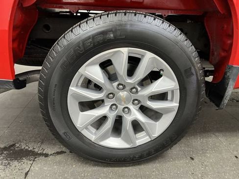 Certified 2023 Chevrolet Silverado 1500 Custom image 32