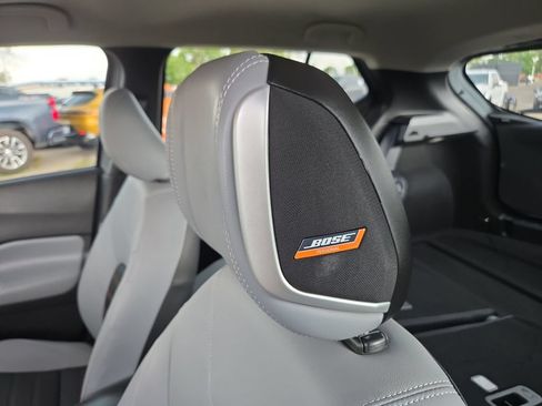 Used 2023 Nissan Kicks SR w/ SR Premium Package FWD image 19