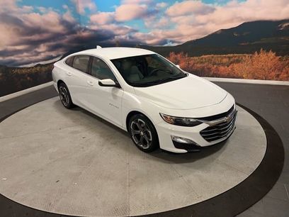 Used 2024 Chevrolet Malibu LT