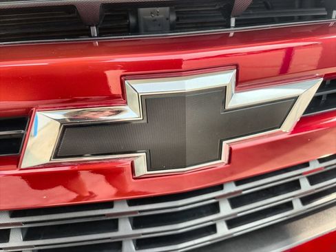 Certified 2022 Chevrolet Silverado 1500 RST AWD/4WD image 33